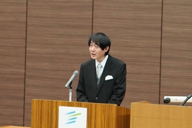 学院長　近野敦